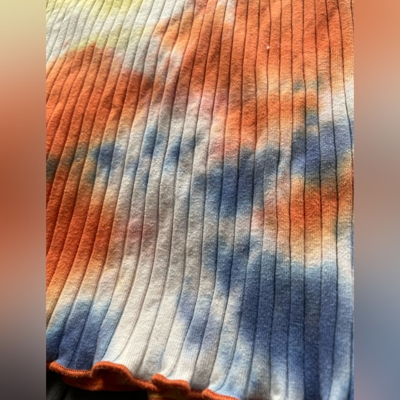 Heart & Hips Acid Wash Tank Top size L - Picture 3 of 5